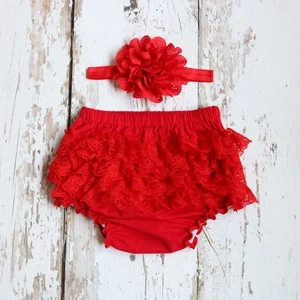 Детские хлопковые кружевные трусы головная повязка с цветком для новорожденного шорты милые детские трусики на подгузник летние атласные шорты для маленьких девочек - Цвет: Красный