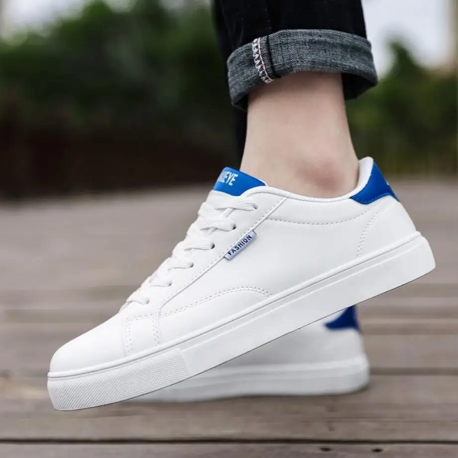 2019 Spring New Men Casual Shoes Breathable Wear Resistant chunky Shoes Comfortable Summer White Round Toe Lace up Flat Snekaers