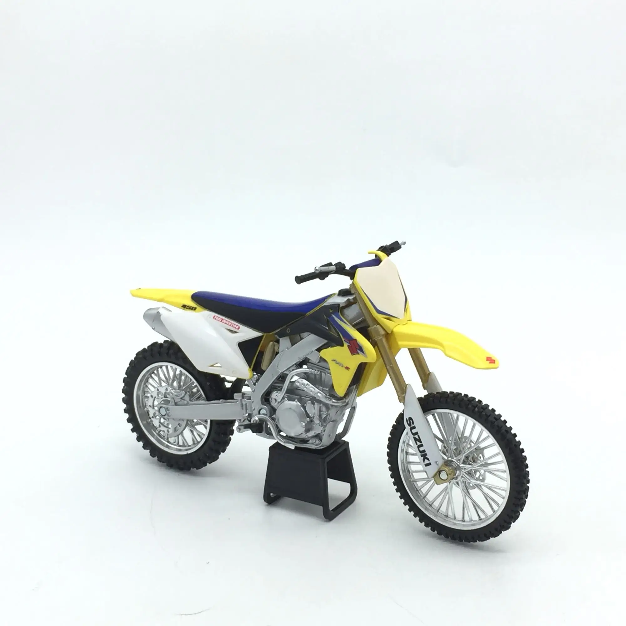 NEWRAY модель 1/12 года искусственная кожа SUZUKI литая игрушка для