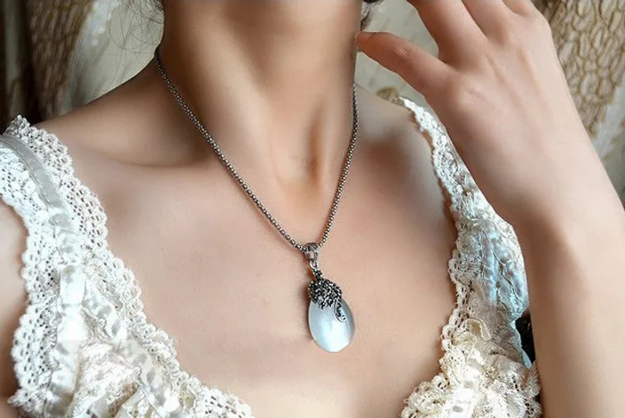 JEXXI Neue Retro Silber Mode Opal Wasser Tropfen Blume Anhänger Lange Halsketten Und Ohrringe Schmuck Sets Mais Ketten 30"