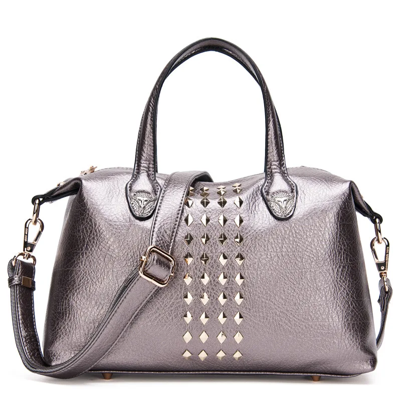 Women Rivet Famous Crossbody Bags Luxury Handbags Women Bags Designer