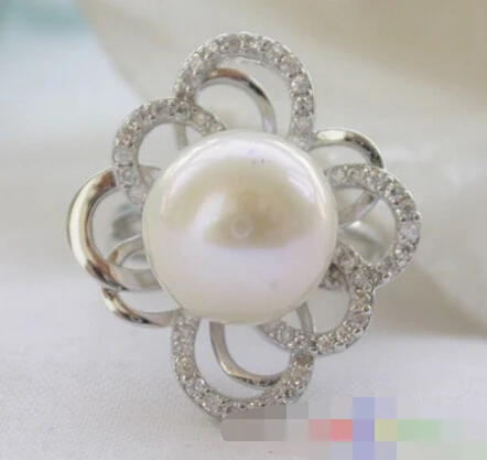 

00458 WHITE ROUND FRESHATER PEARL RING