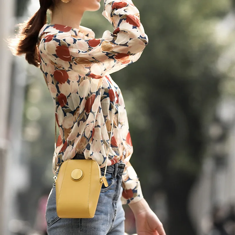 

LACATTURA Women Shoulder Shell Bag Small Chain Bags Designer Summer Mini Phone Handbag Ladies Messenger Bag Crossbody for Youngs