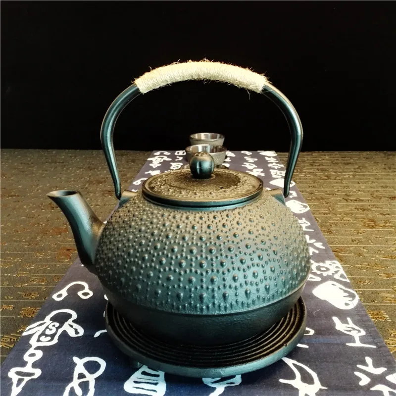 

1.8L Large Capacity Refinement Retro Cast Iron Teapot Handcrafted Heatable Cooking Tea Hotel Supplies Iron Kettle Suit