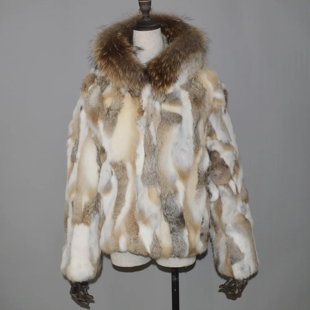 Натуральное пальто из натурального кроличьего меха для женщин на весну и зиму, короткая куртка из кроличьего меха с воротником из меха енота, пальто с капюшоном из натурального кроличьего меха