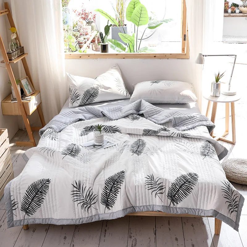

1pc Home Textile White Gray Blue Leaf Wash Gauze Towel Blanket Soft Cotton Summer Bed Sheet Bedspread Thin Comforter Flamingo