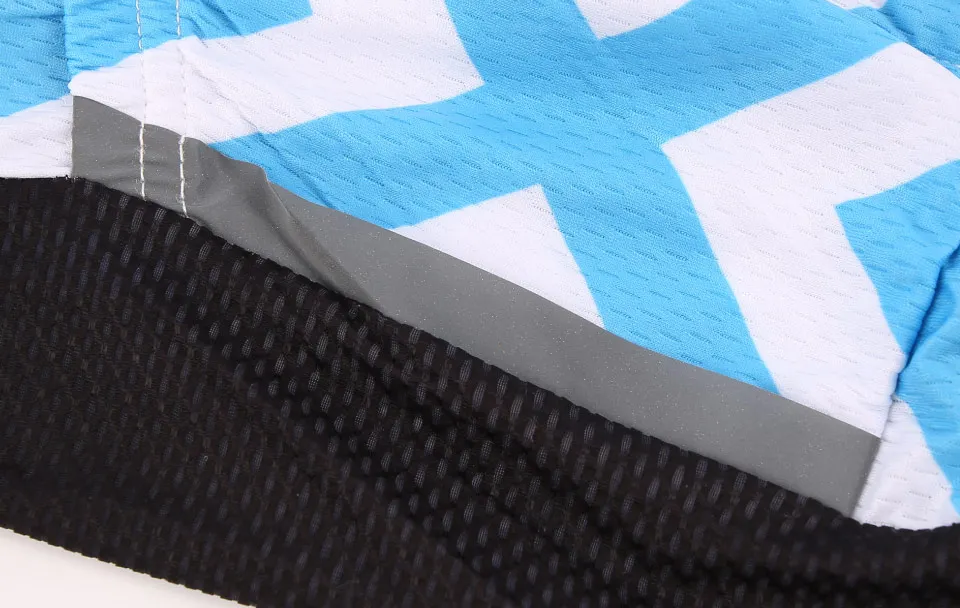 two-reflective-stripe-on-side-of-pocket