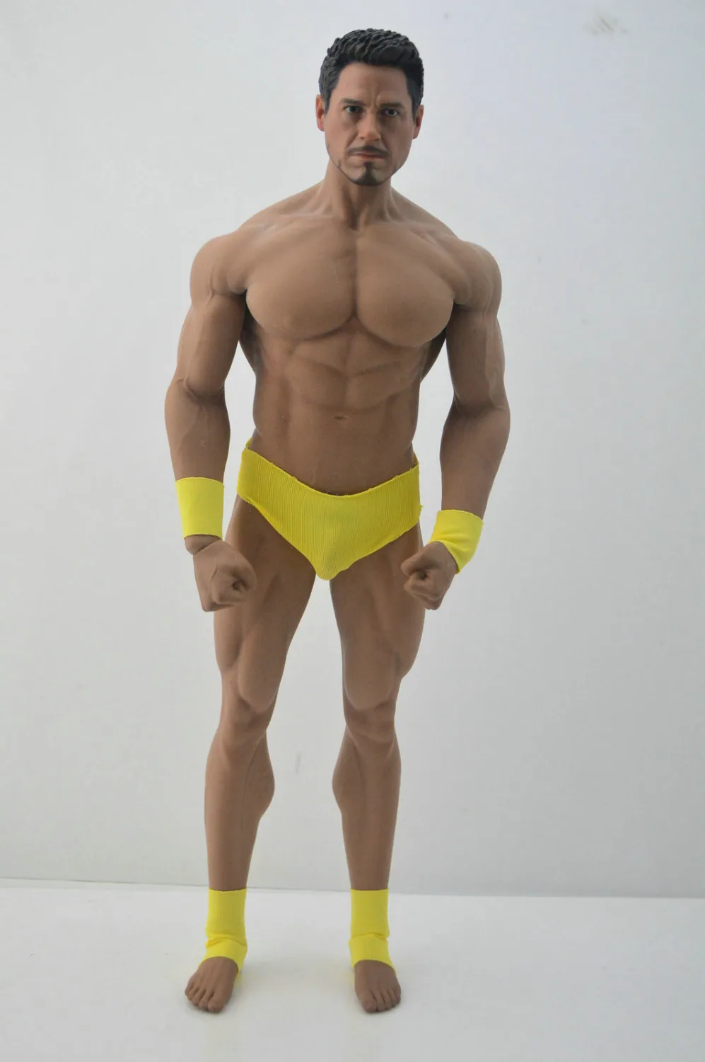 

DIY 1/6 Scale Tony Stark action Figure Head Phicen Male Body