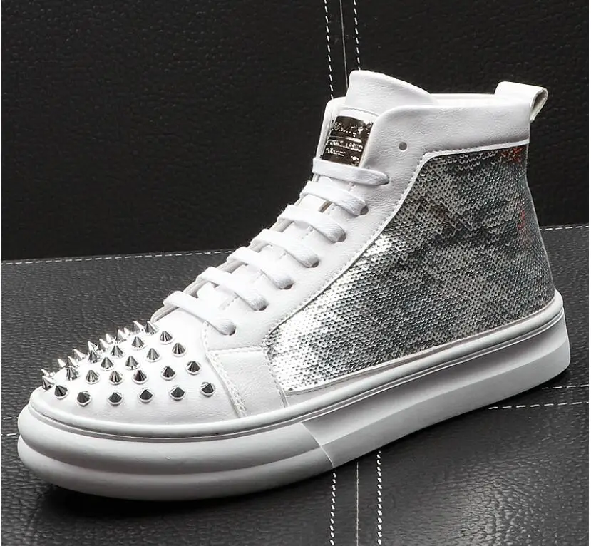 louboutin spikes heren