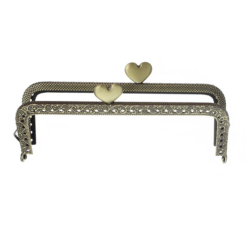 

30Pcs Bronze Tone Clutch Coins Purse Rectangle Frame Kiss Clasps Handbag Handle Heart 12.3x6.5cm