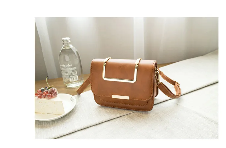 20 2016 Korean Style New Arrival Messenger Pack Shoulder Bags Fashion Personality Chain Mini Handbags Small Square Package