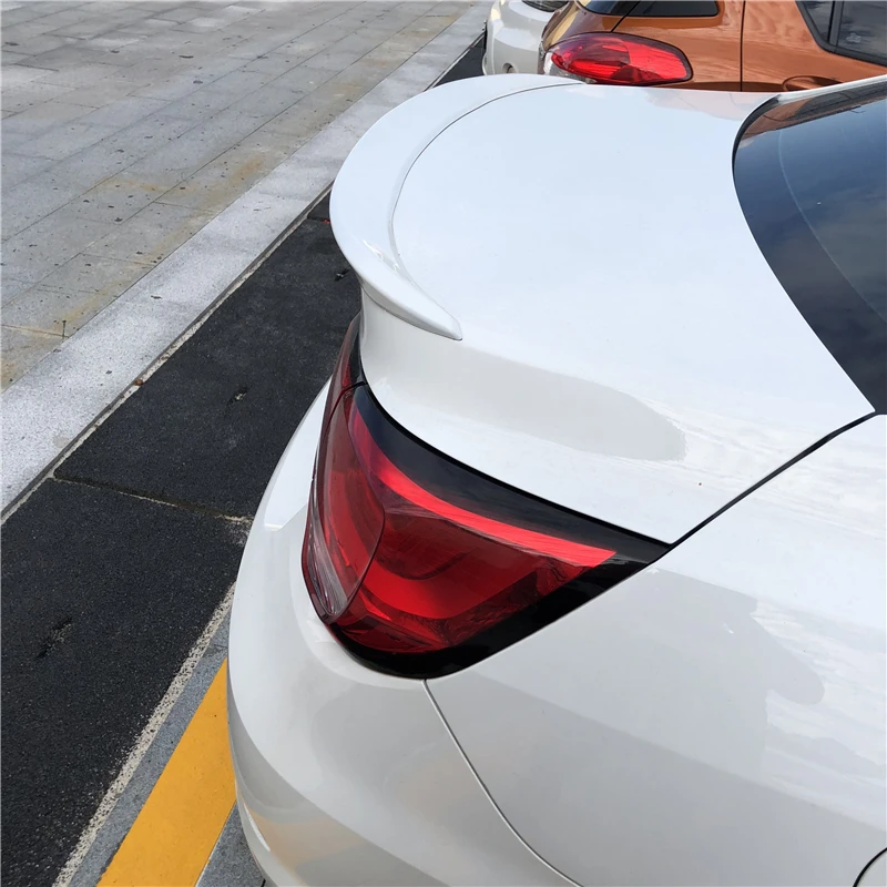 Спойлер 2017. Машина с крыльями сзади. Спойлер 2017. Лип спойлер на hyundai elantra 5. Спойлер kia rio 4.