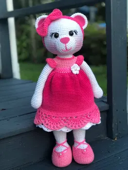 

crochet armigurumi rattle cat model number 869