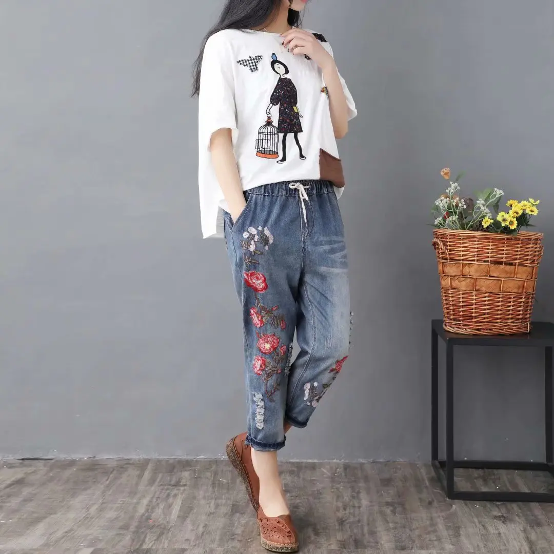 Ladies Loose Embroidered Flower Mom Jeans Woman 2018 Summer Female Boyfriend Jeans for Women Clothes Denim Pants Jeans