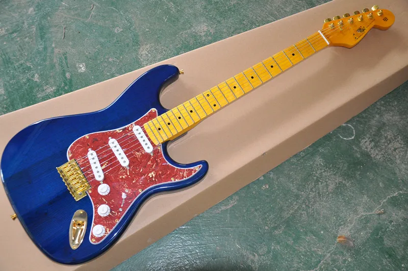 

free delivery high quality ST electric guitar Transparent blue Gold hardware Red armor pickpocket support customization