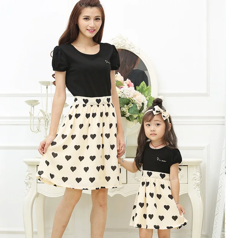 

Puff Sleeve Mother Daughter Dresses Mommy and Me Clothes Family Matching Outfits Look Mom Mum and Girls Dress Clothing Summer