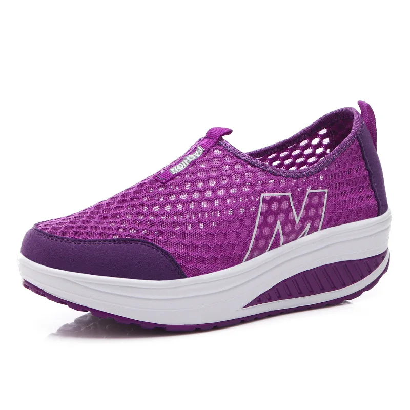 Женская спортивная обувь на плоской платформе; удобные сетчатые воздухопроницаемые кроссовки для женщин; прогулочная обувь; обувь для путешествий - Цвет: purple