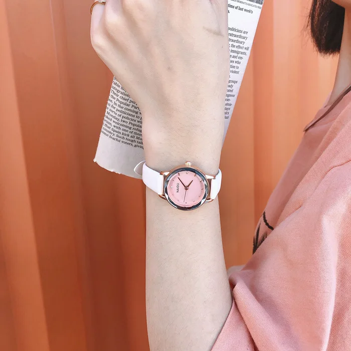 Женские часы с модным многоугольным стеклом элегантные тонкие часы-браслет с кристаллами для женщин и девушек популярные белые часы - Цвет: Pink of White Band