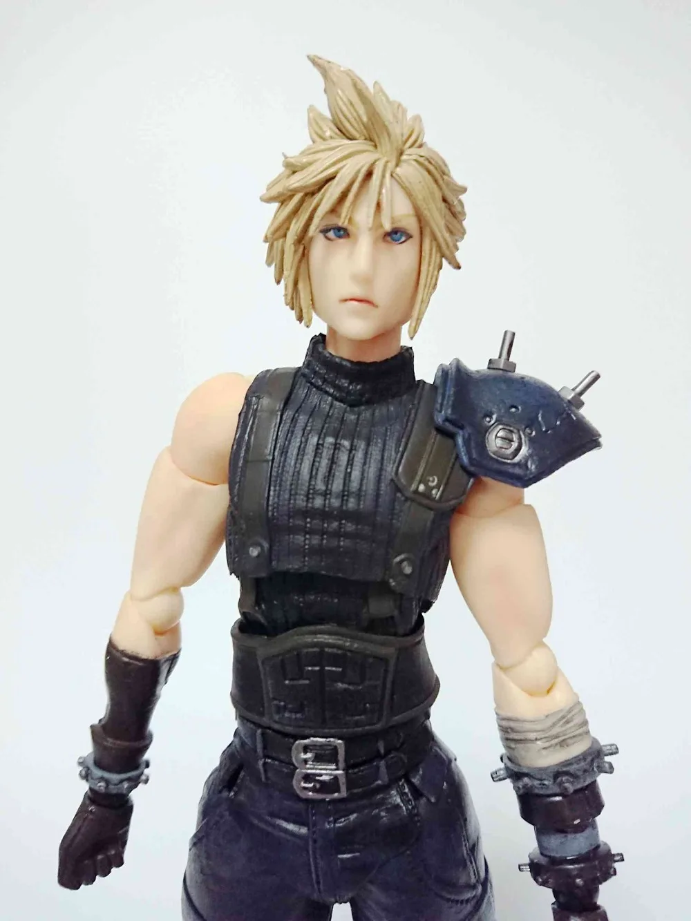 Play Arts Kai Cloud Strife 2nd Final Fantasy Figure Play Art Final Fantasy Cloud PA 27 см ПВХ фигурка куклы игрушки Детский подарок