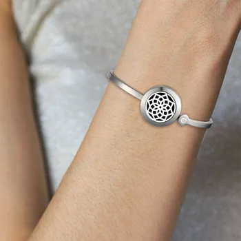 

Tree of Life Essential Oil Diffuser Bracelet for Women Stainless Steel 316L Bangle Diffuser Locket Bracelet Aromatherapy Jewelry