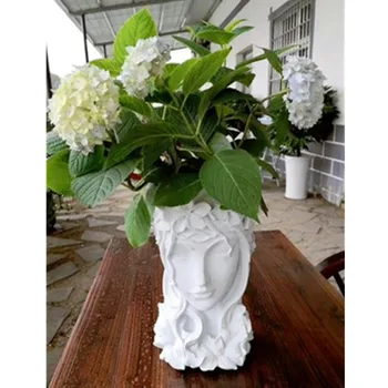 

Nordic Greek Mythology Medusa Goddess Head Yard Planter Cement Vase Fashion Living Room Decoration Dried Flower FlowerPot X1862