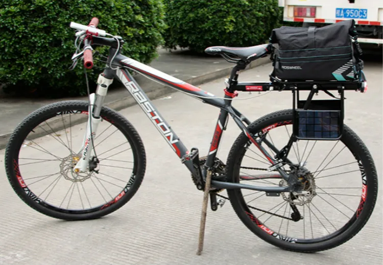 2018 Bike Luggage Cargo Rear Rack Can Be Acted as Power Bank Useful Bicycle Rear Carrier Racks New Bicycle Accessories9
