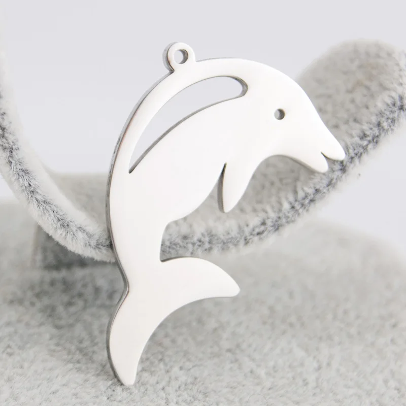 Animals Jewelry Mini Pendant Necklace Cute Little Dolphin Stainless Steel Charm Mirror Polish Gifts for Girl Wholesale 50pcs Fashion Jewelry