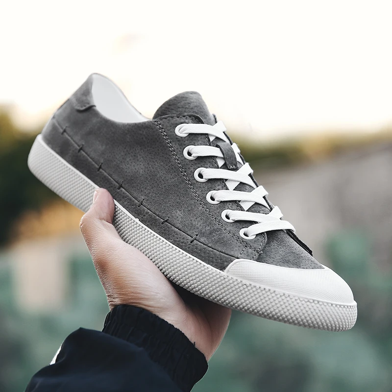 Brand Sneakers Genuine Leather Men Casual Shoes Slip on Breathable Soft Autumn Flats Shoes Simple Style Fashion