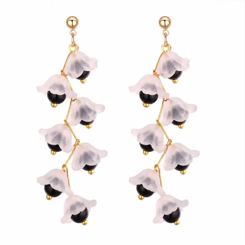 

TONGKWOK Bohemia Exaggeration Dangle Earrings For Women Silk Thread Tassel Pearl Flower Long Chandelier Earrings #131261