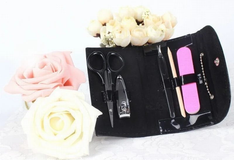 Nieuwe-Zwarte-Purse-Ontwerp-5-in1-Manicure-Set-50-set-partij-Pedicure-Grooming-Kit-Vrijgezellenfeestgunsten-Huwelijksgeschenken
