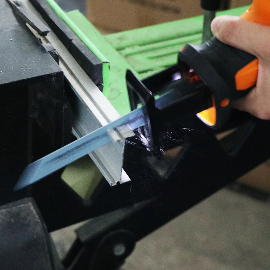 

12V Reciprocating Woodworking Electric Saw Portable Saws For Wood Metal Saws With Sharp Blade Woodworking Cutter 220V