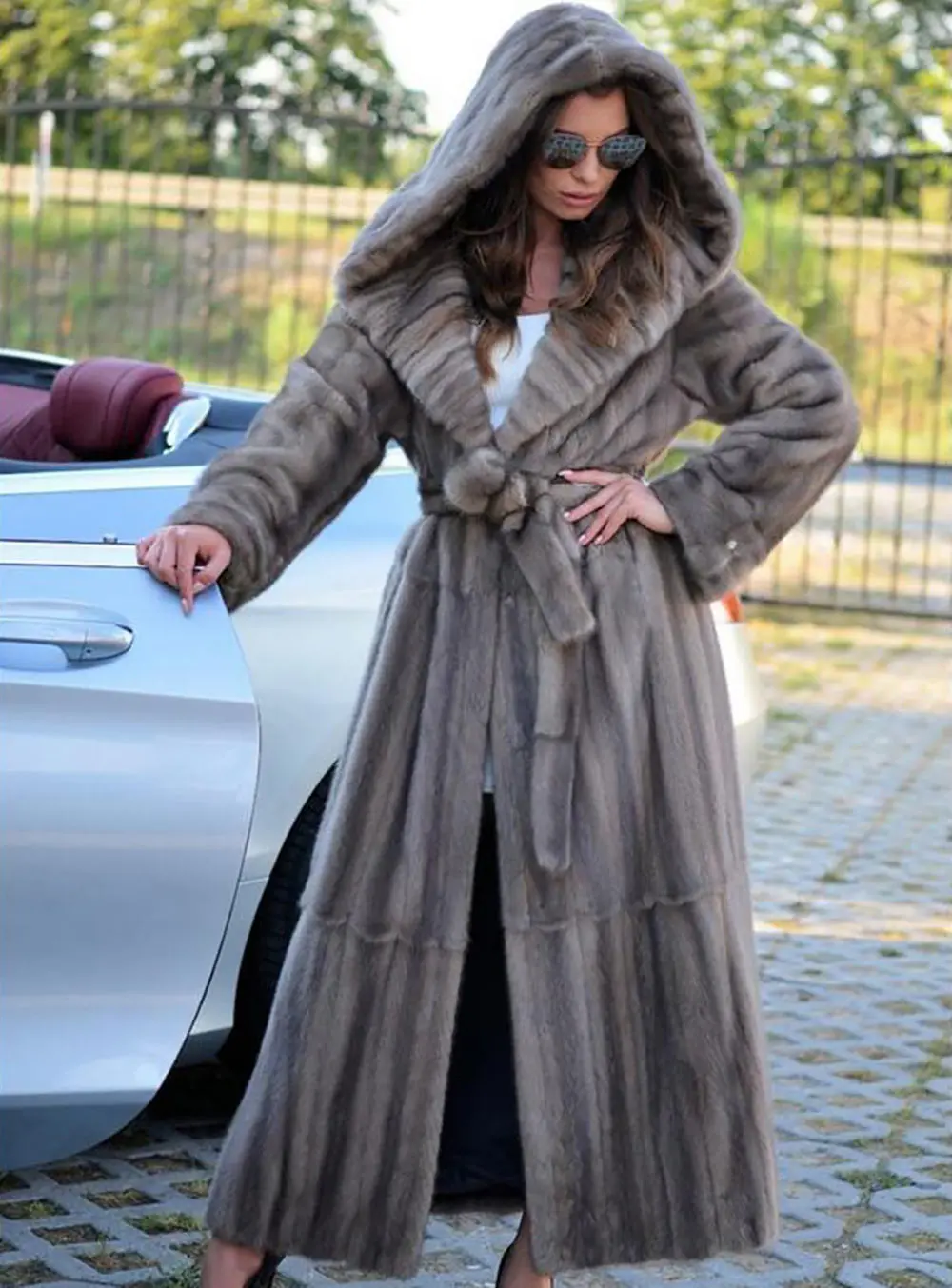 Пальто для мужчин среднего возраста. Полупальто для мужчин среднего возраста. Мальчик в папином пальто. Длинное пальто с папой обувью. Папино пальто.