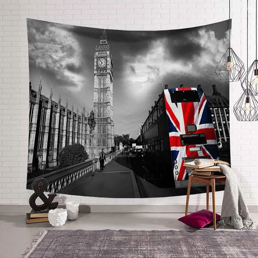 GT8077-5 Red Bus Tapestry