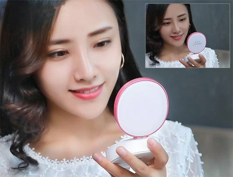 Espelho de Maquiagem Facial e Banco de Potência para Telefones Espelho de Maquiagem de Viagem Led com Pulverizador Mini Portátil Viagem de 14 High Quality Beleza e saúde