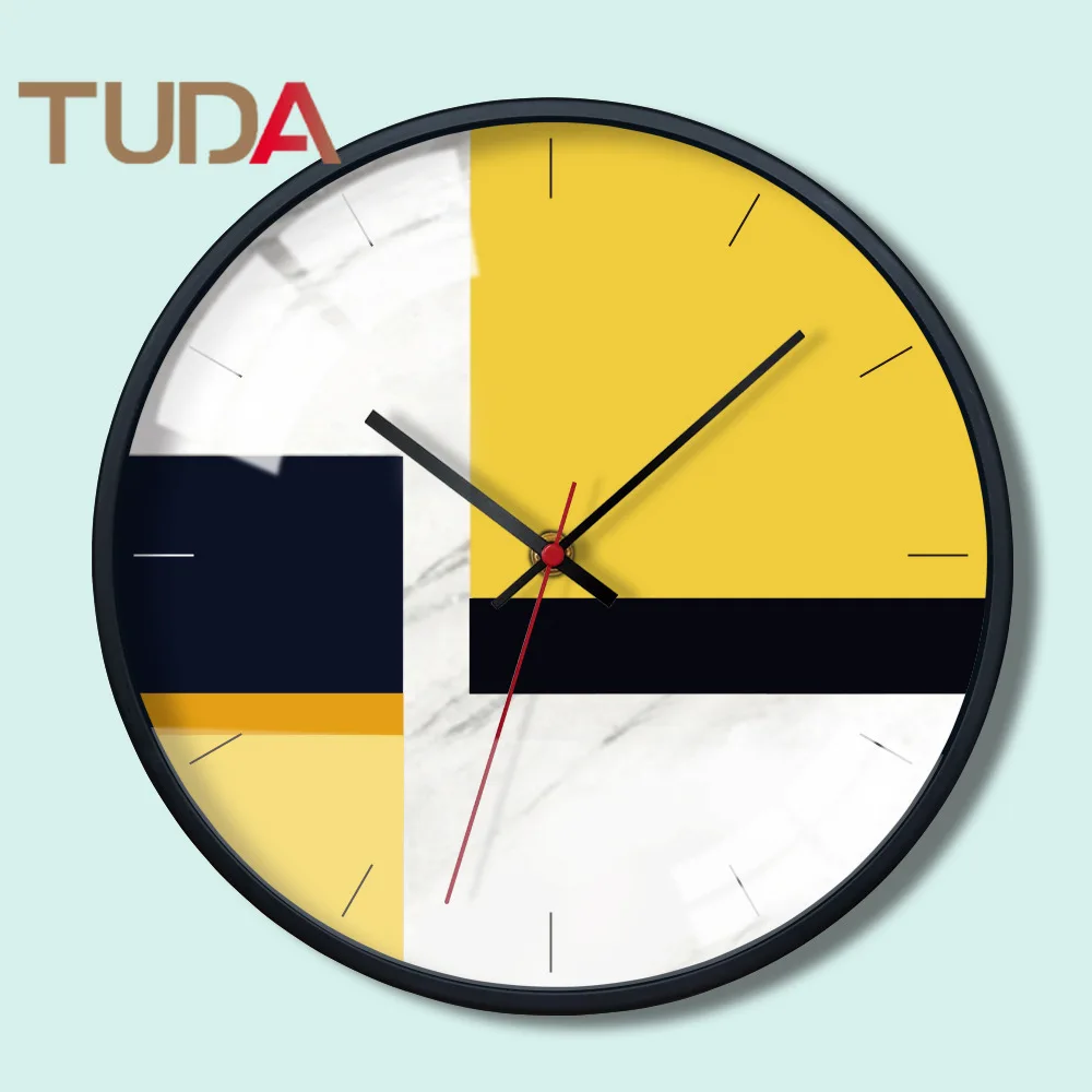 

TUDA Metal Art Wall Clock Simple Mute Wall Clock Living Room Creative Round Quartz Clock