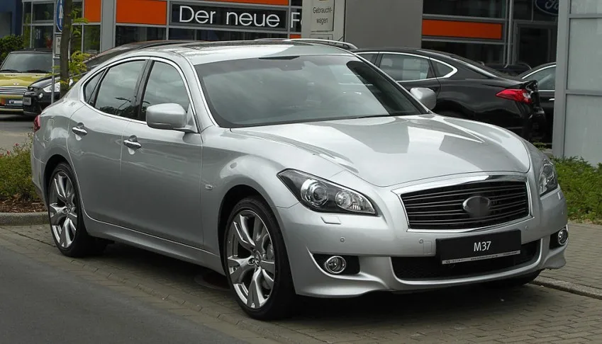 Infiniti_M37_S_(Y51)
