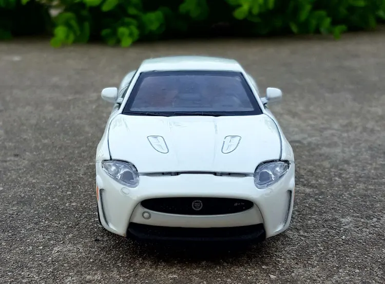 132 For JAGUAR XKR-S New (8)