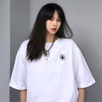 

Harajuku Tshirt 2019 Summer Harajuku Hip Hop Wind Embroidery Loose Short-sleeved Hong Kong T-shirt Women's Shirt