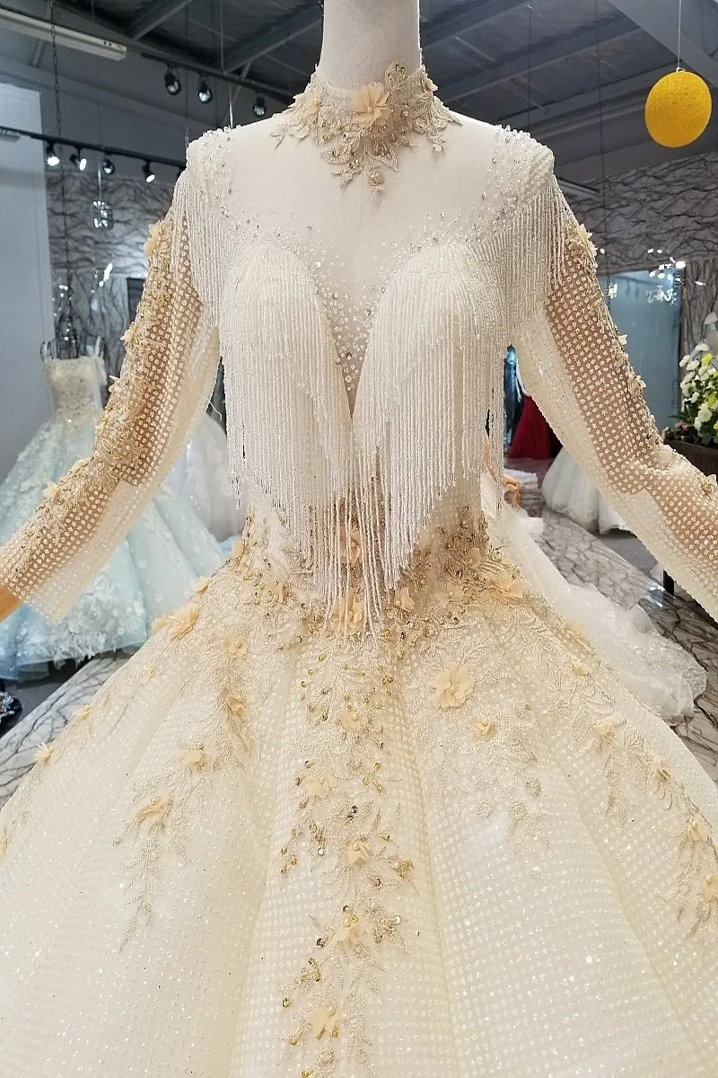 Sexy Sheer Высокая шея кисточкой кружевное бальное свадебное платье кристалл длиной