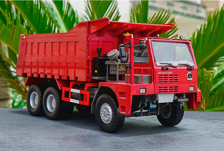 Коллекционная модель игрушки из сплава подарок 1:24 Масштаб SinoTruk HOWO 70 T сверхмощный