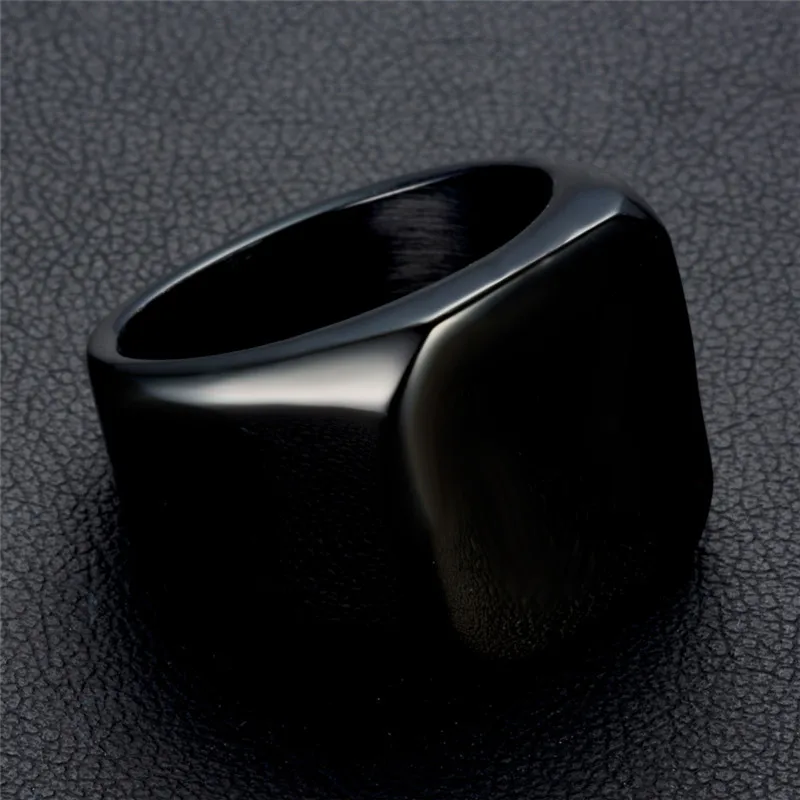 Modyle New Fashion Jewelry High Polished Signet Solid Stainless Steel Ring Stainless Steel Biker Ring For Men
