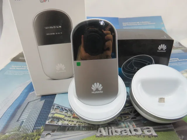 Разблокированный huawei E586 3g мобильный к оператору сотовой связи HSPA+ huawei E586 док-станция Подставка для подзарядки зарядное устройство с вертикальным фиксатором док-станция для базовая станция