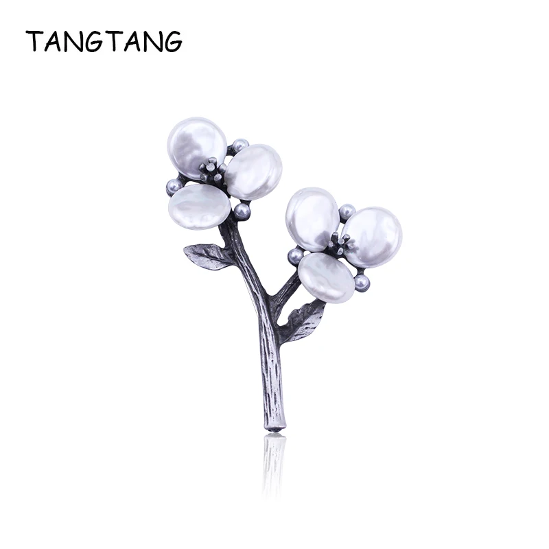 

Women Brooches Plum Flower Brooch White Simulated Pearl Brooch Pin New 2019 Hot Fashion Pin And Brooch Jewelry Antique Silver
