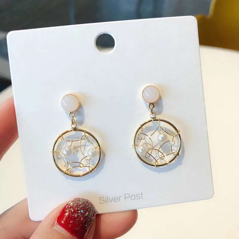 

Acrylic Classic Round Women Dangle Earrings Handmade Round Pink Bohemian Earrings Fashion Earrings For Women 2019 Statement