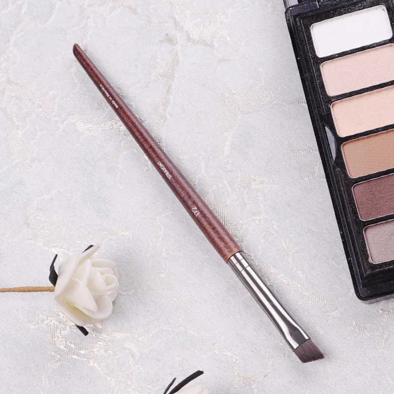 

High Quality Wood Handle #172 Angled Flat Precision Corrector Brush Wet Concealer Cream Makeup Brush