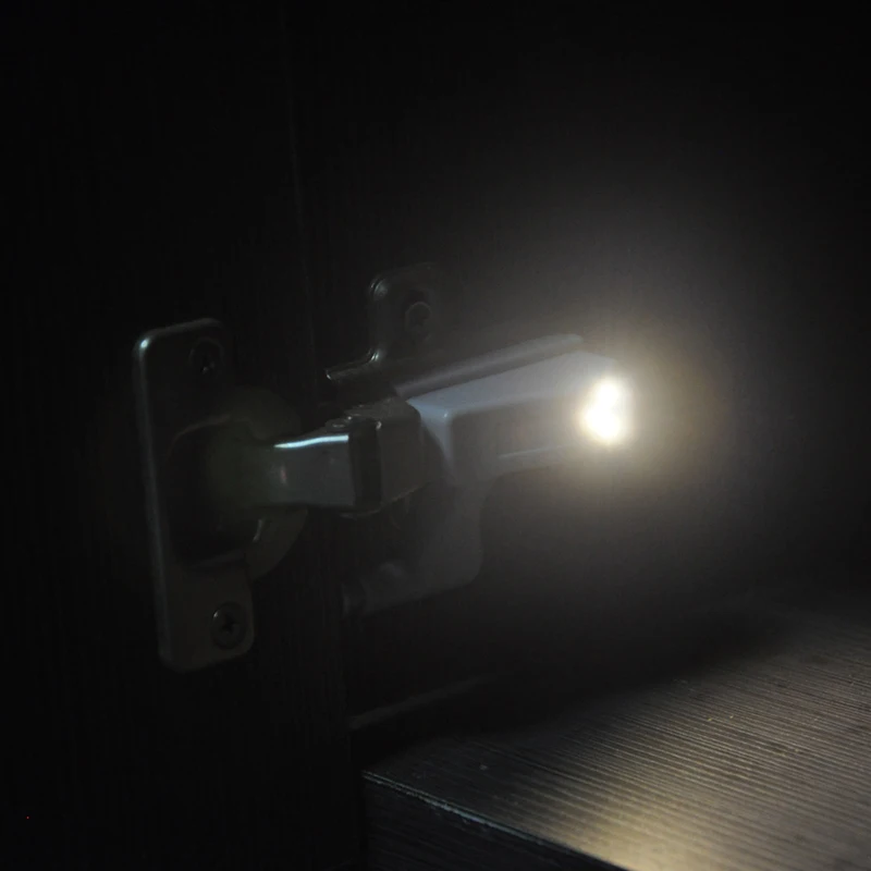LED bisagra de gabinete de luz Universal cocina dormitorio interior Luz de Sensor para sala de estar del Gabinete habitación armario de Hardware