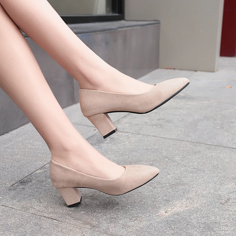 Пикантные женские туфли-лодочки туфли на высоком квадратном каблуке женские вечерние туфли из флока с острым носком элегантные тонкие женские туфли-лодочки; большой размер 43