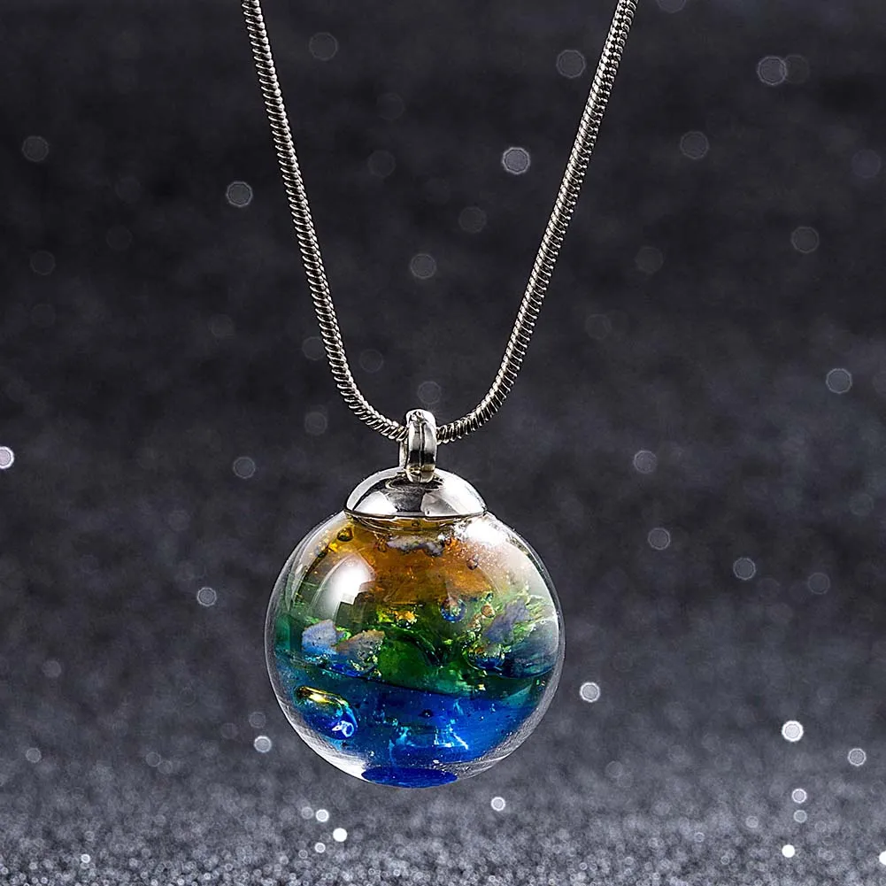 

New Fashion Jewelry Star Universe Dream Ocean Stereo Glass Ball Pendant Necklace
