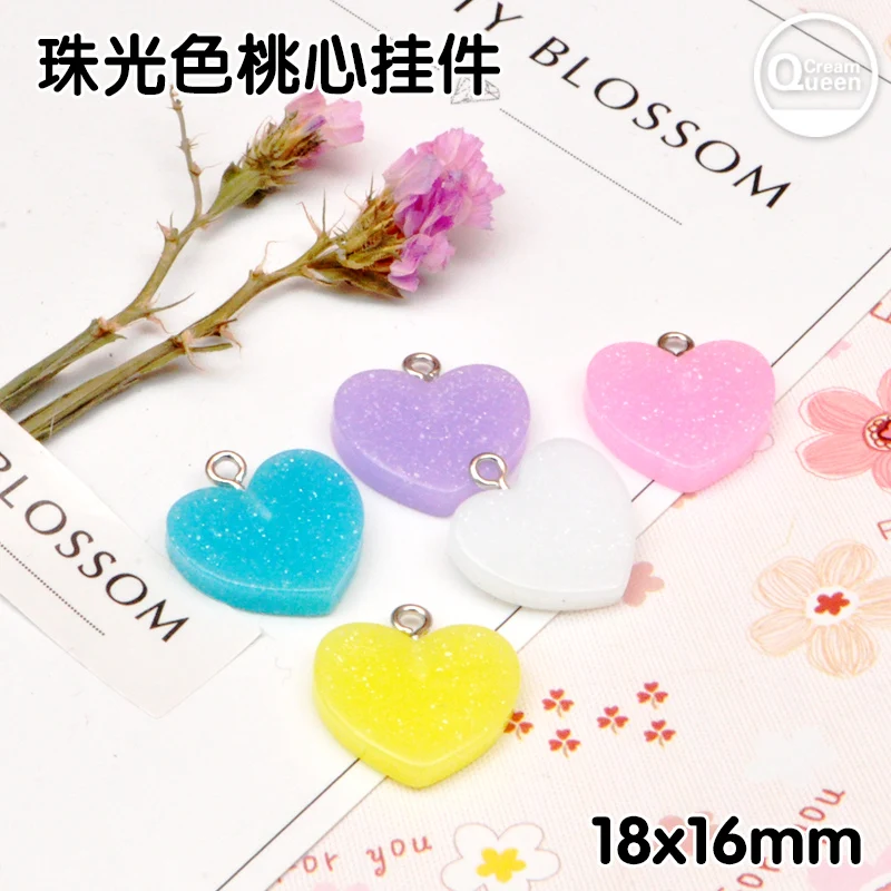 

20pcs resin glitter heart necklace charms very cute keychain pendant necklace pendant for DIY decoration