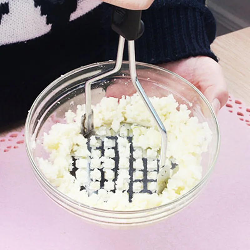 

Potato Vegetable Masher Crush Kitchen Tool with Black Handle 669